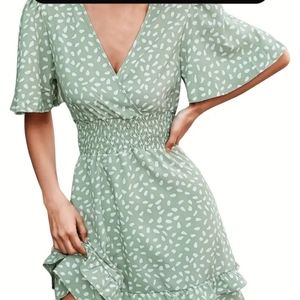 V-neck casual summer dress